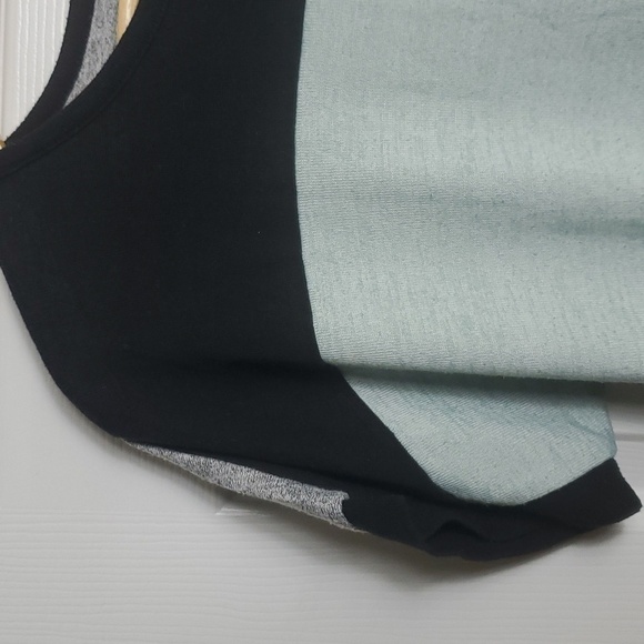 Suzy Shier Color Block Short Sleeve Knit Top Size XS - Picture 4 of 9